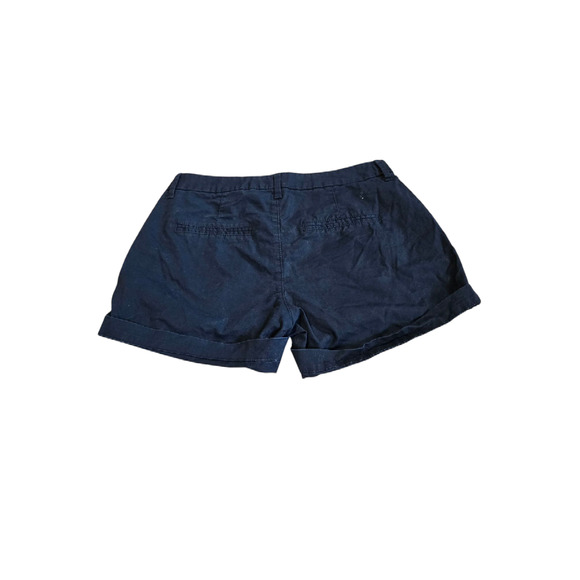 Old Navy plain black shorts with pockets, size 4 - Picture 2 of 4